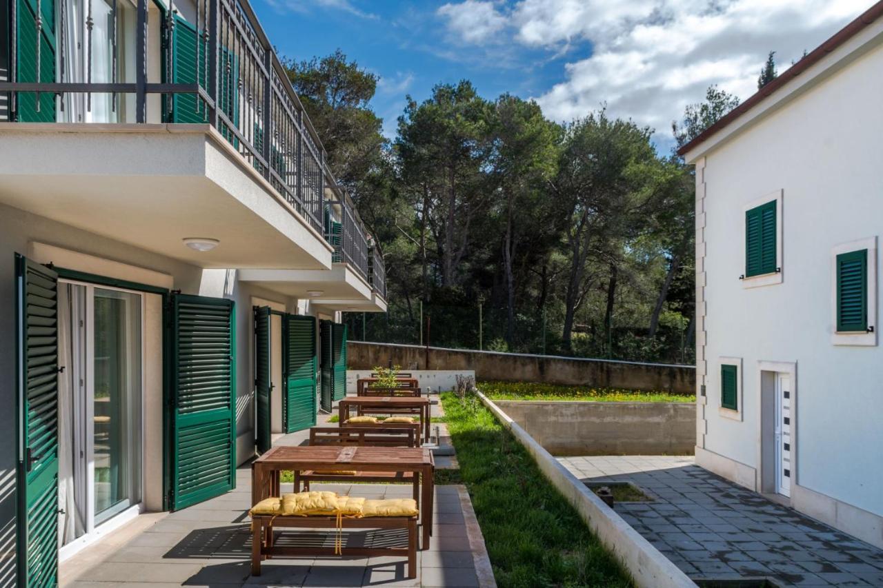 Bijaka Villas&Apartments Милна Екстериор снимка