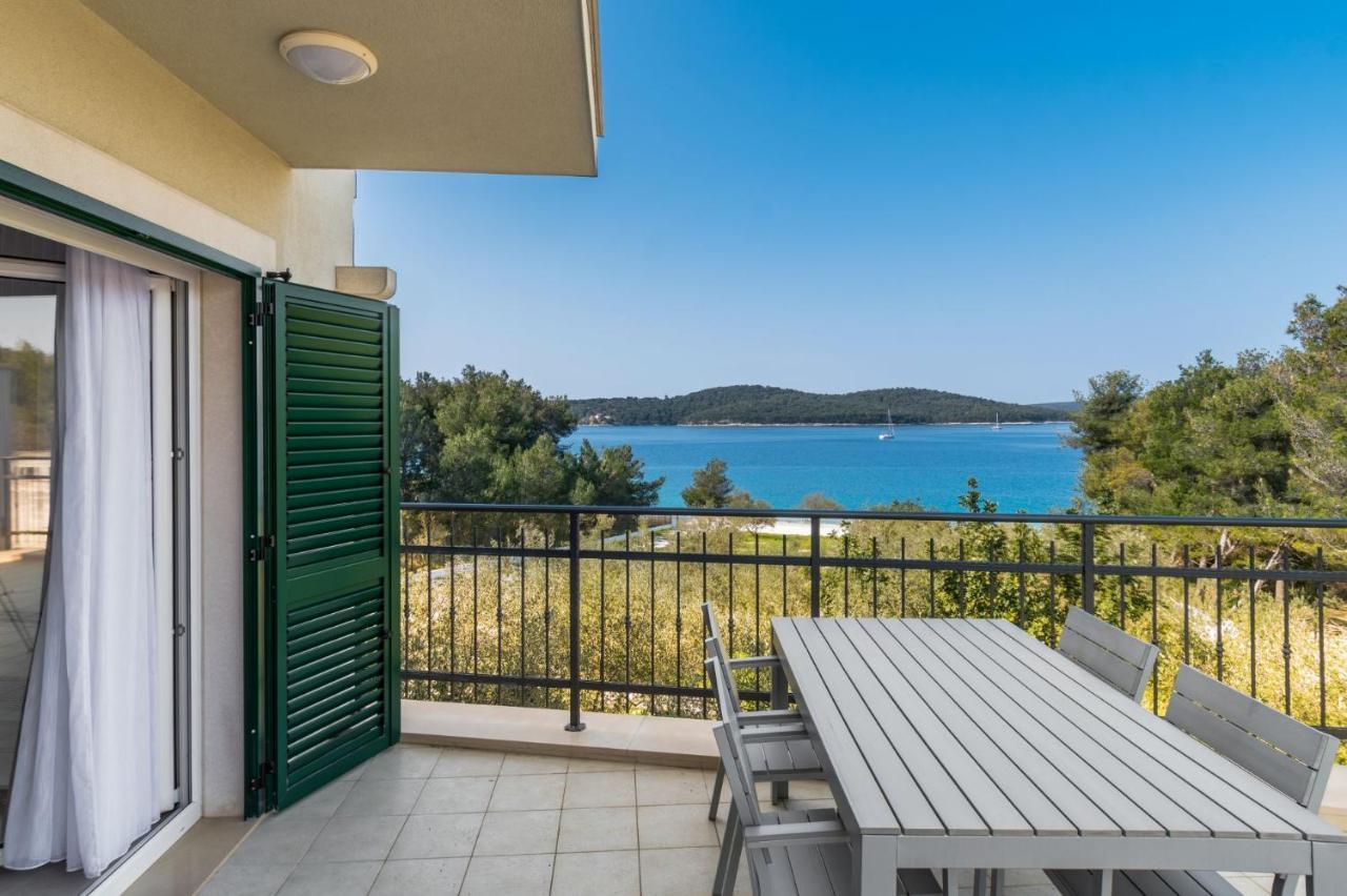 Bijaka Villas&Apartments Милна Екстериор снимка
