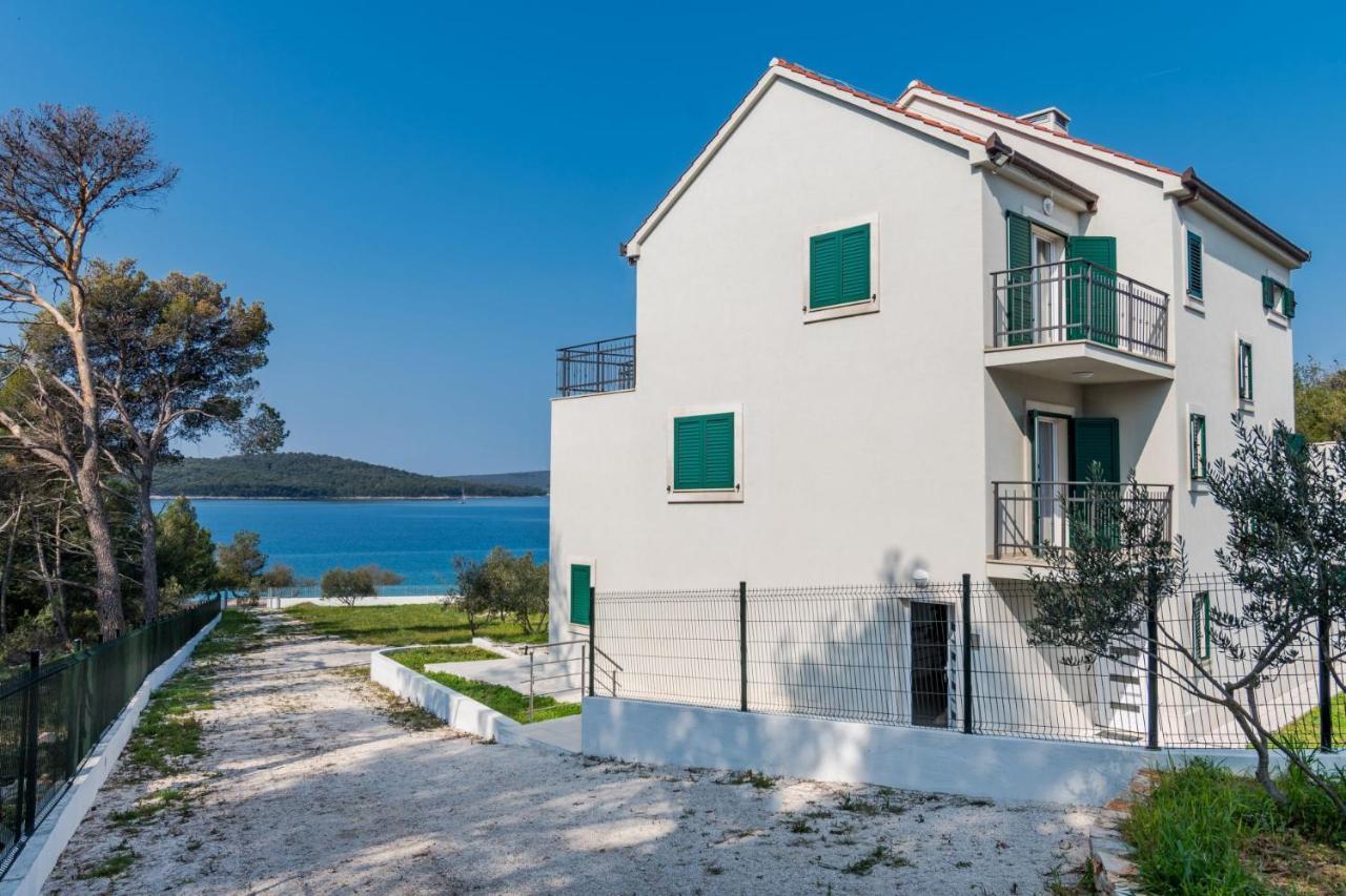 Bijaka Villas&Apartments Милна Екстериор снимка