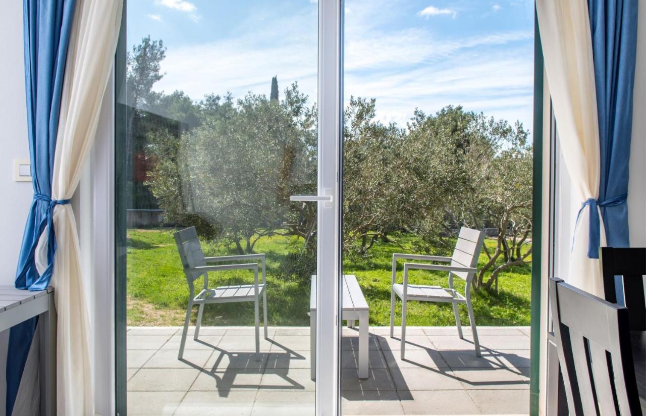 Bijaka Villas&Apartments Милна Екстериор снимка
